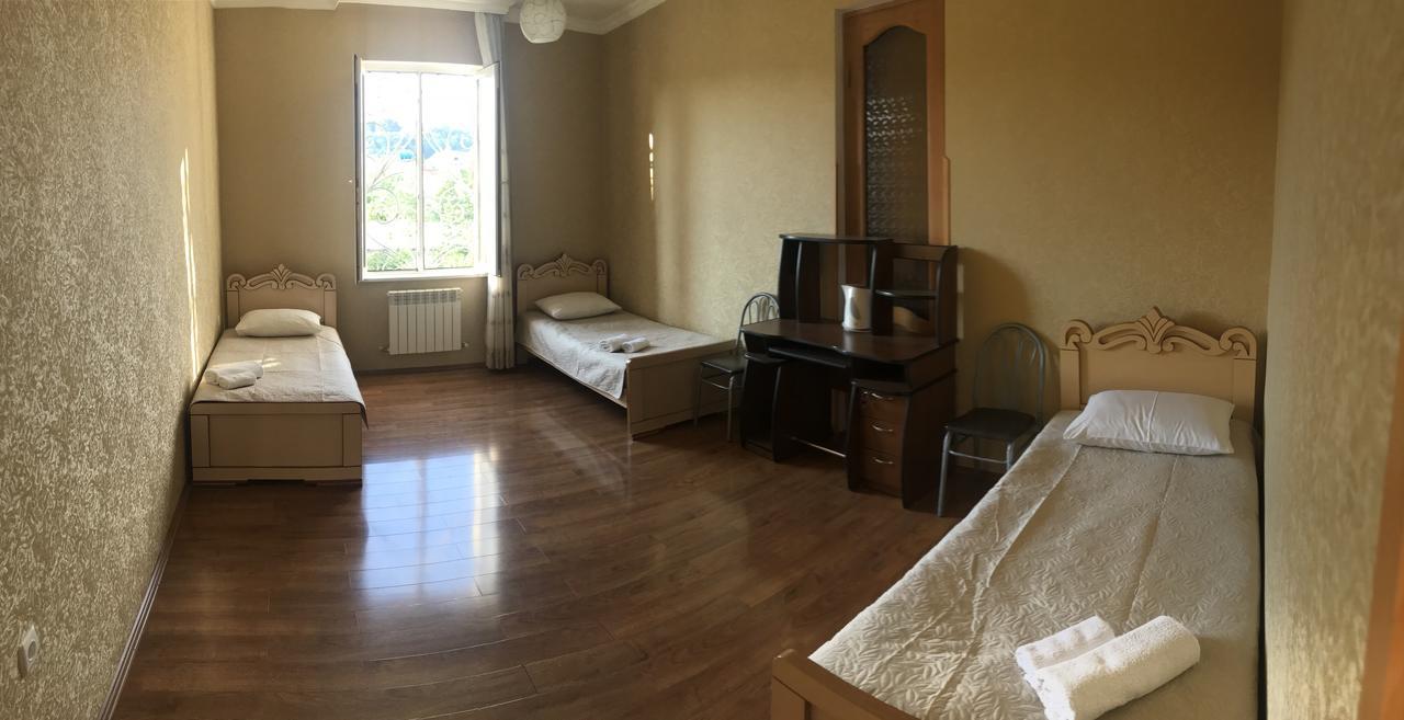 Bajo Guest House Kutaisi Exterior foto